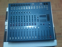 Mixer Liền công Suất Yamaha MG12/4USB